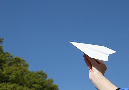 紙ヒコーキの画像